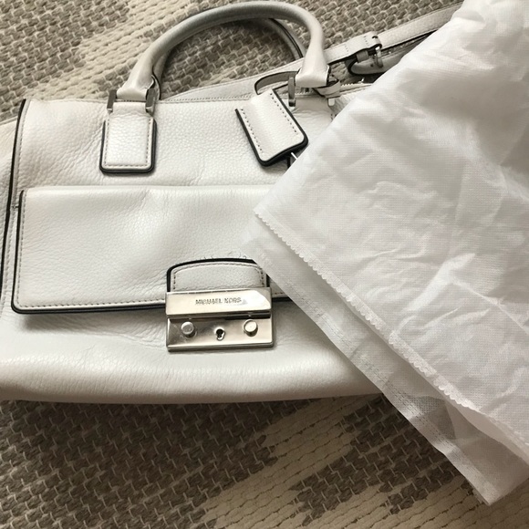 Michael Kors | purse - Picture 8 of 8